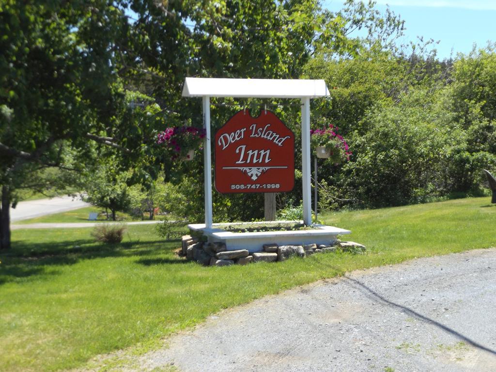 Deer Island Inn Lords Cove Екстериор снимка