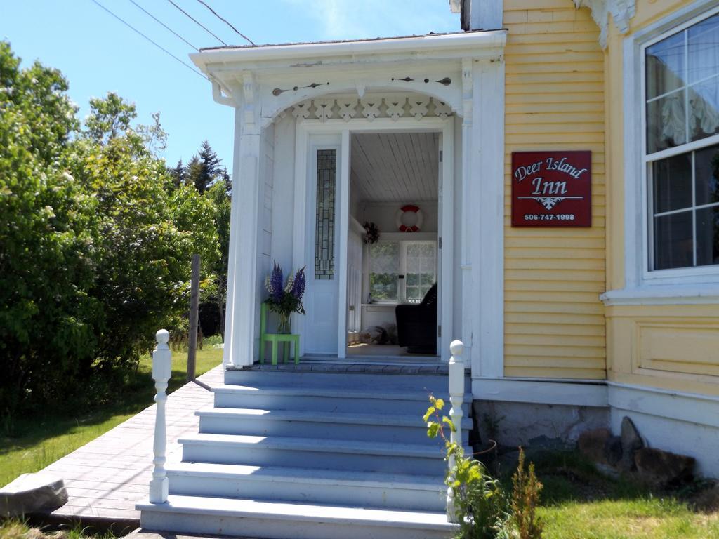 Deer Island Inn Lords Cove Екстериор снимка