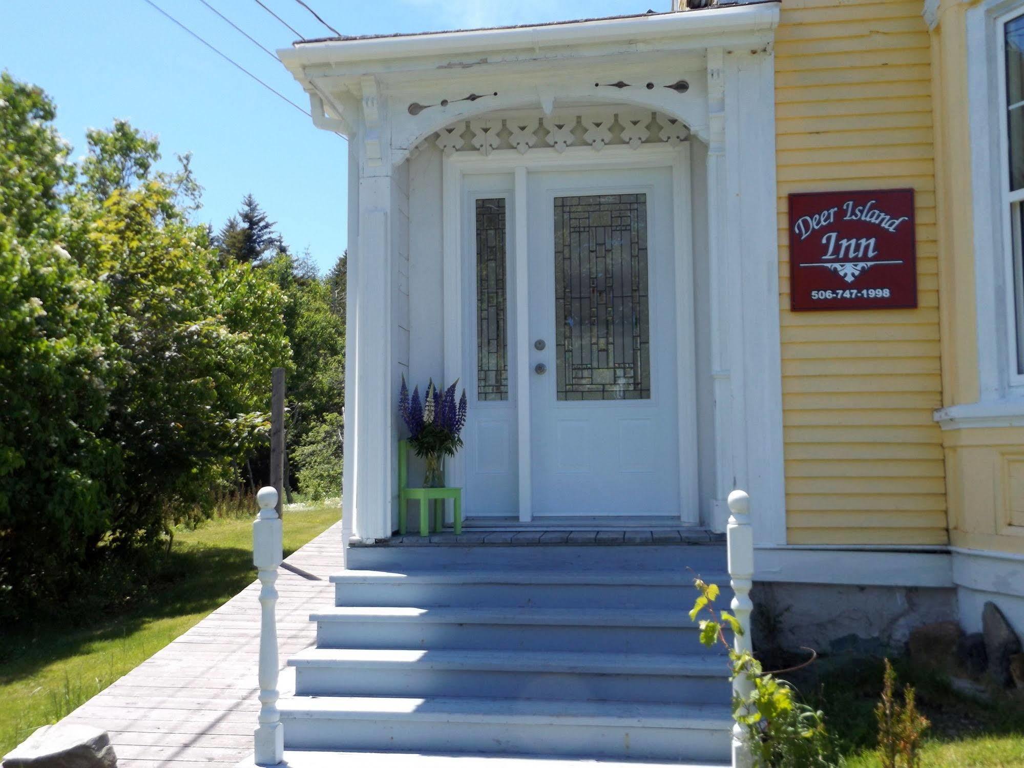 Deer Island Inn Lords Cove Екстериор снимка